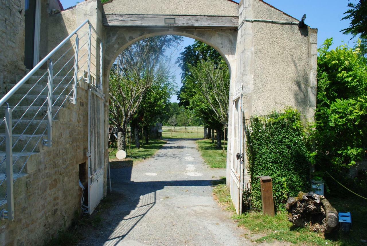 Ecurie De La Grange L'Abbe Lägenhet Le Langon Exteriör bild